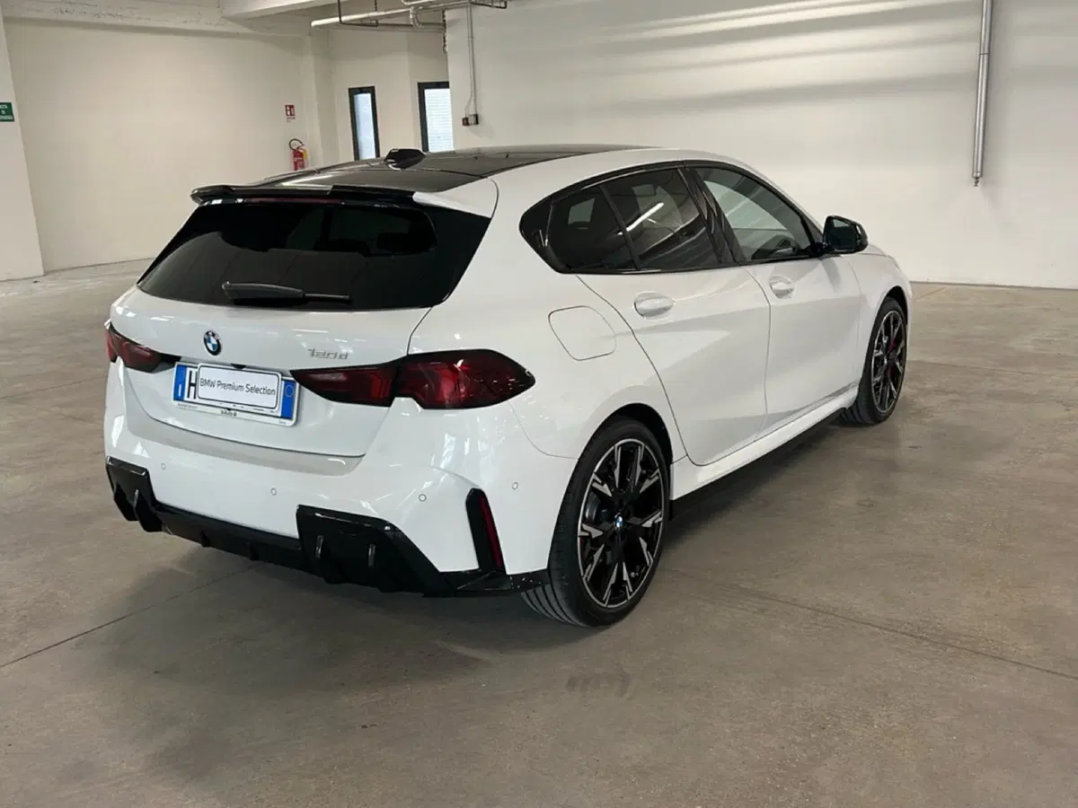 BMW Serie 1 nuova a Torino (6)