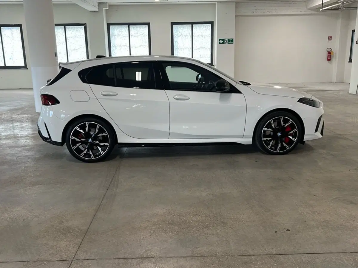 BMW Serie 1 nuova a Torino (7)
