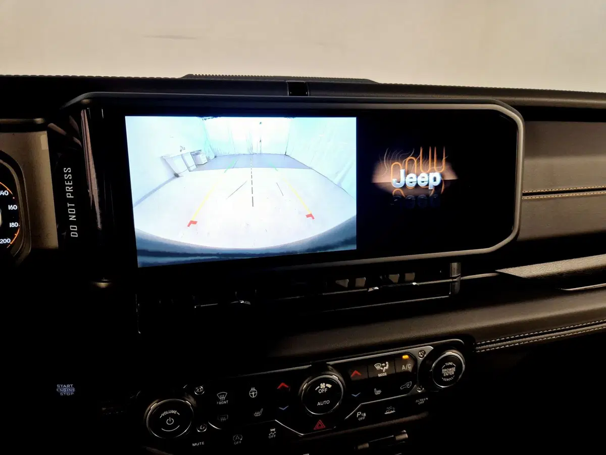 Jeep Wrangler Unlimited usata a Torino (16)