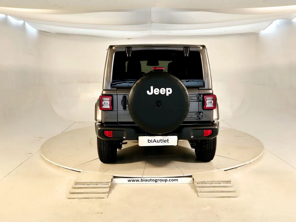 Jeep Wrangler Unlimited usata a Torino (3)