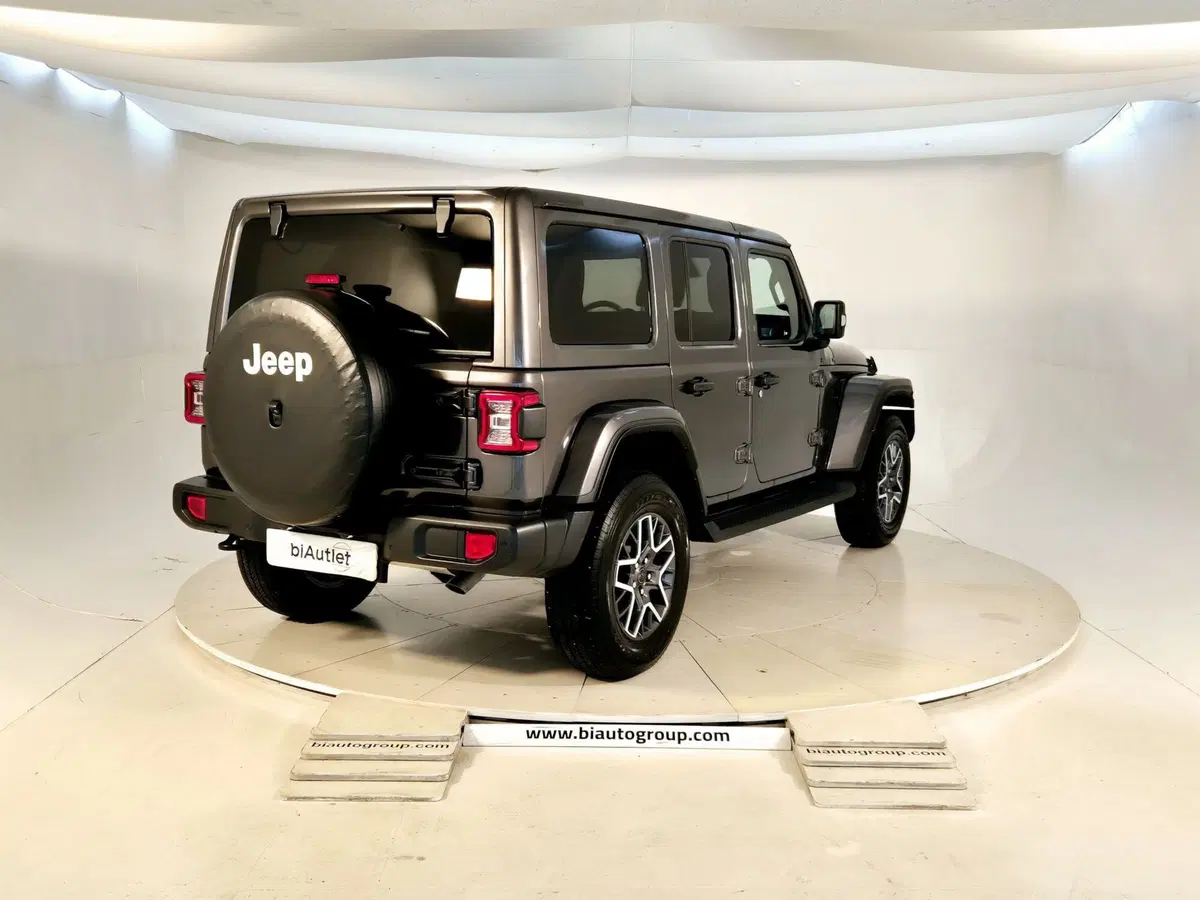 Jeep Wrangler Unlimited usata a Torino (4)