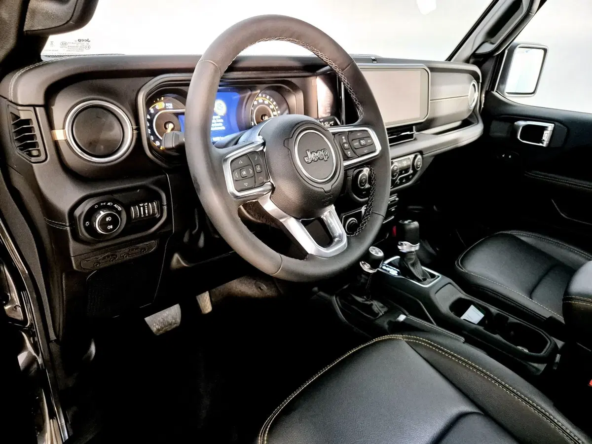 Jeep Wrangler Unlimited usata a Torino (6)