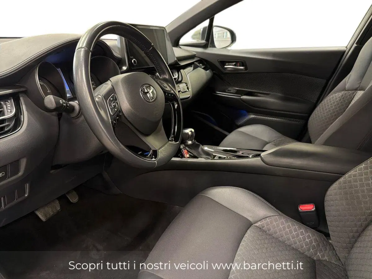 Toyota Toyota C-HR usata a Brescia (6)