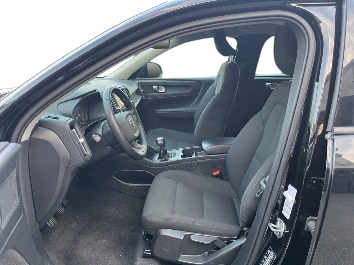 VOLVO Veicoli Commerciali XC40 usata a Torino (10)