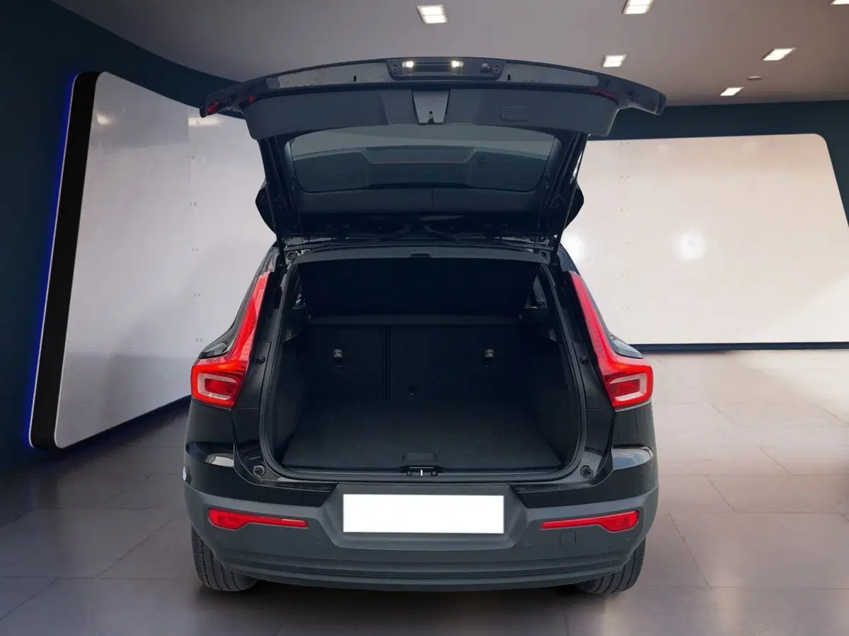VOLVO Veicoli Commerciali XC40 usata a Torino (7)