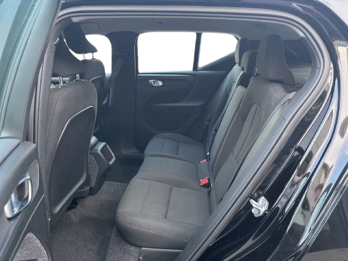VOLVO Veicoli Commerciali XC40 usata a Torino (9)