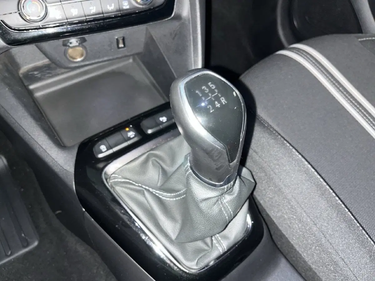 Opel Corsa usata a Torino (12)
