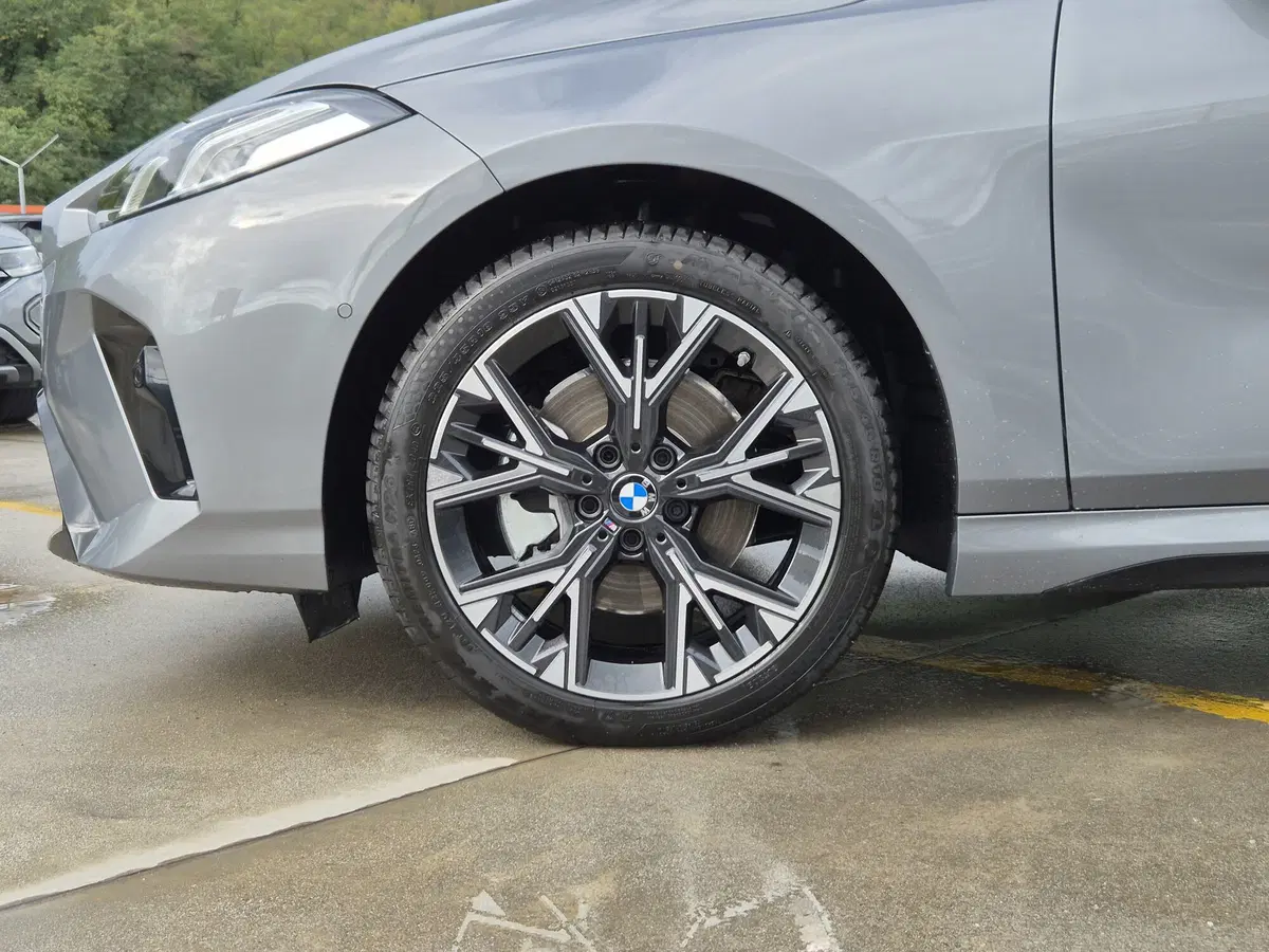 BMW Serie 1 nuova a Genova (12)