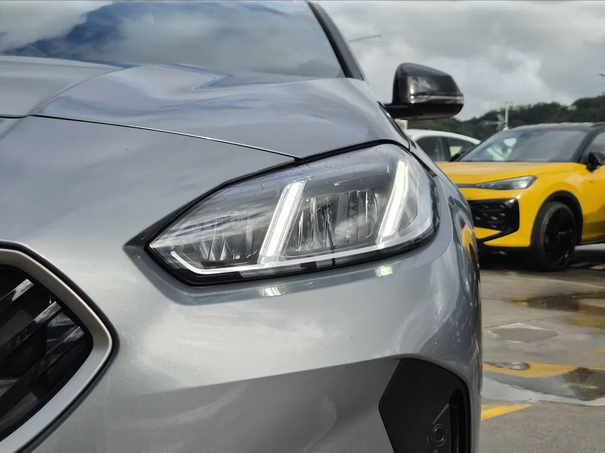 BMW Serie 1 nuova a Genova (15)