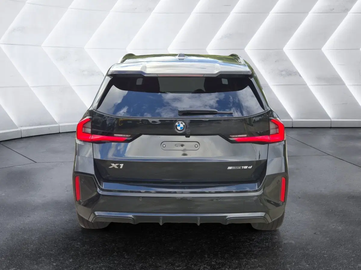 BMW X1 nuova a Genova (3)