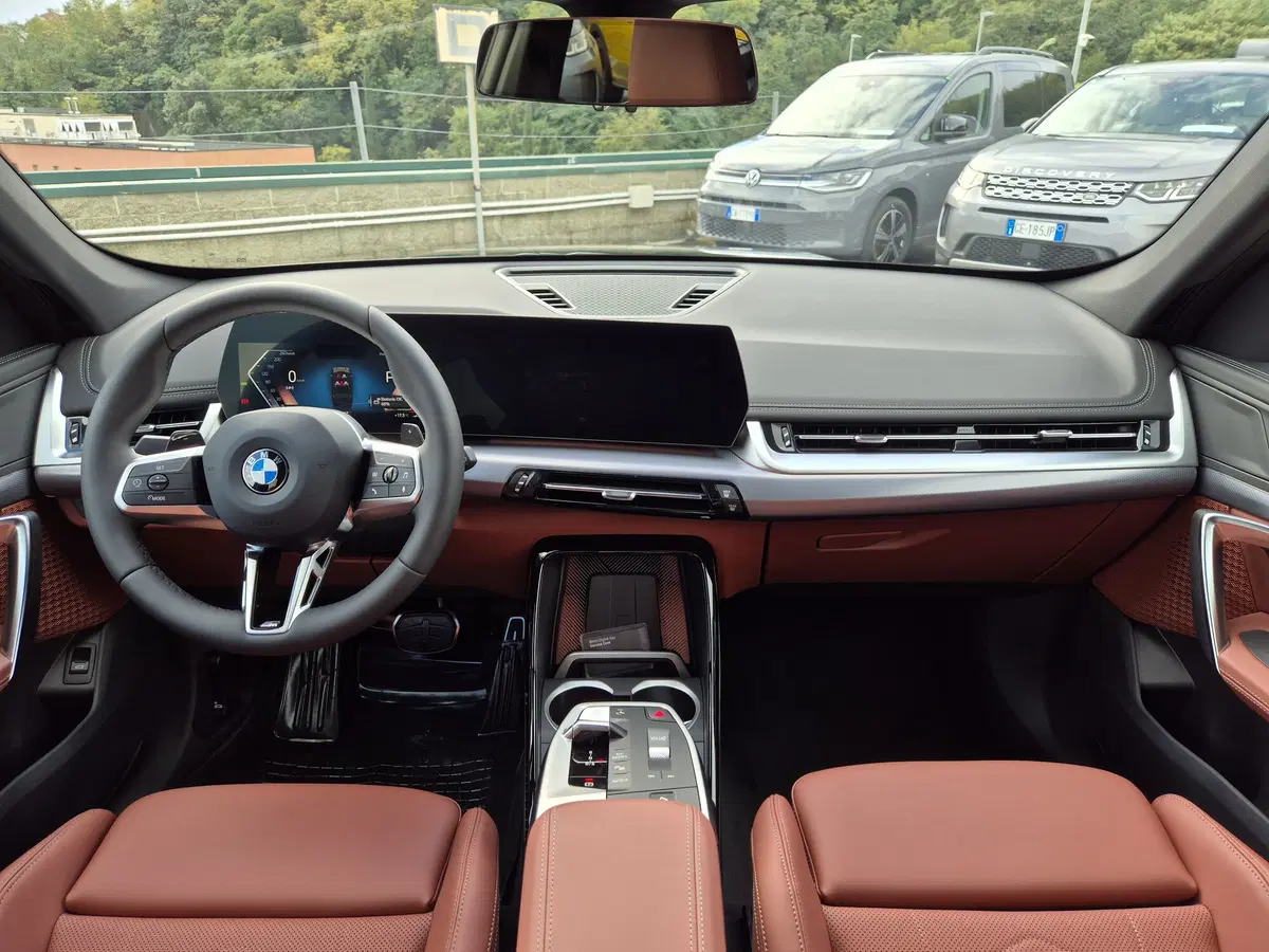 BMW X1 nuova a Genova (8)