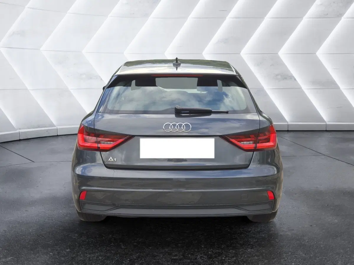 Audi A1 Sportback usata  (3)