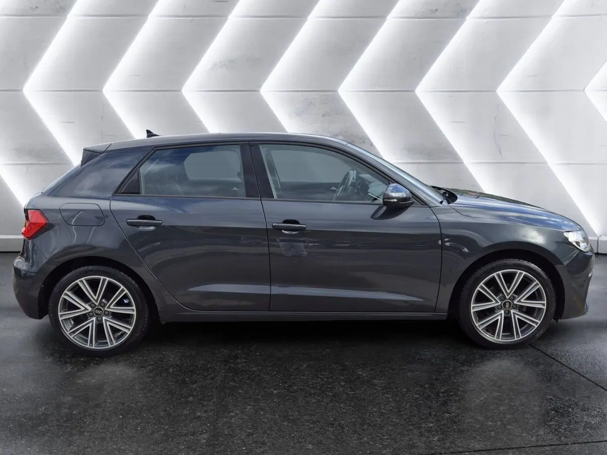 Audi A1 Sportback usata  (5)