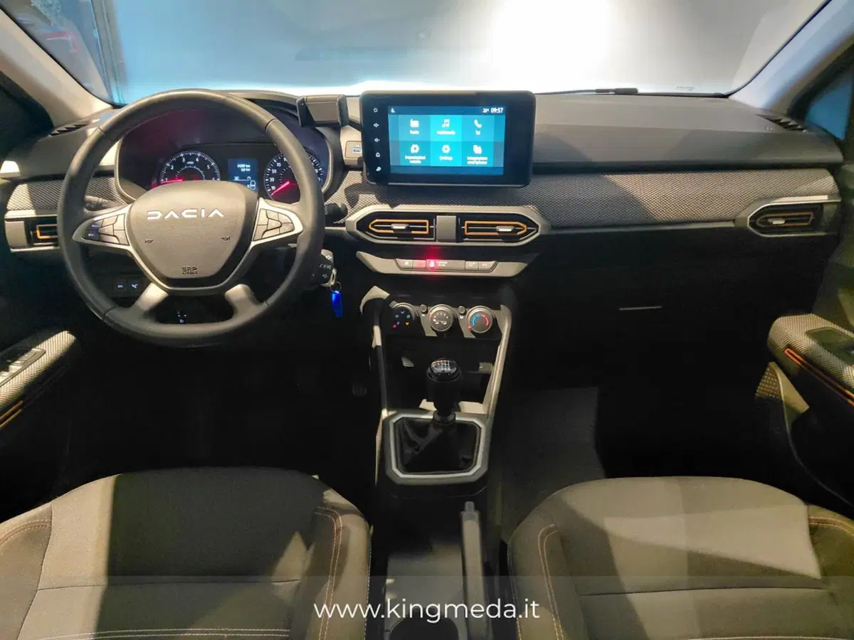 Dacia Sandero usata a Monza e Brianza (10)