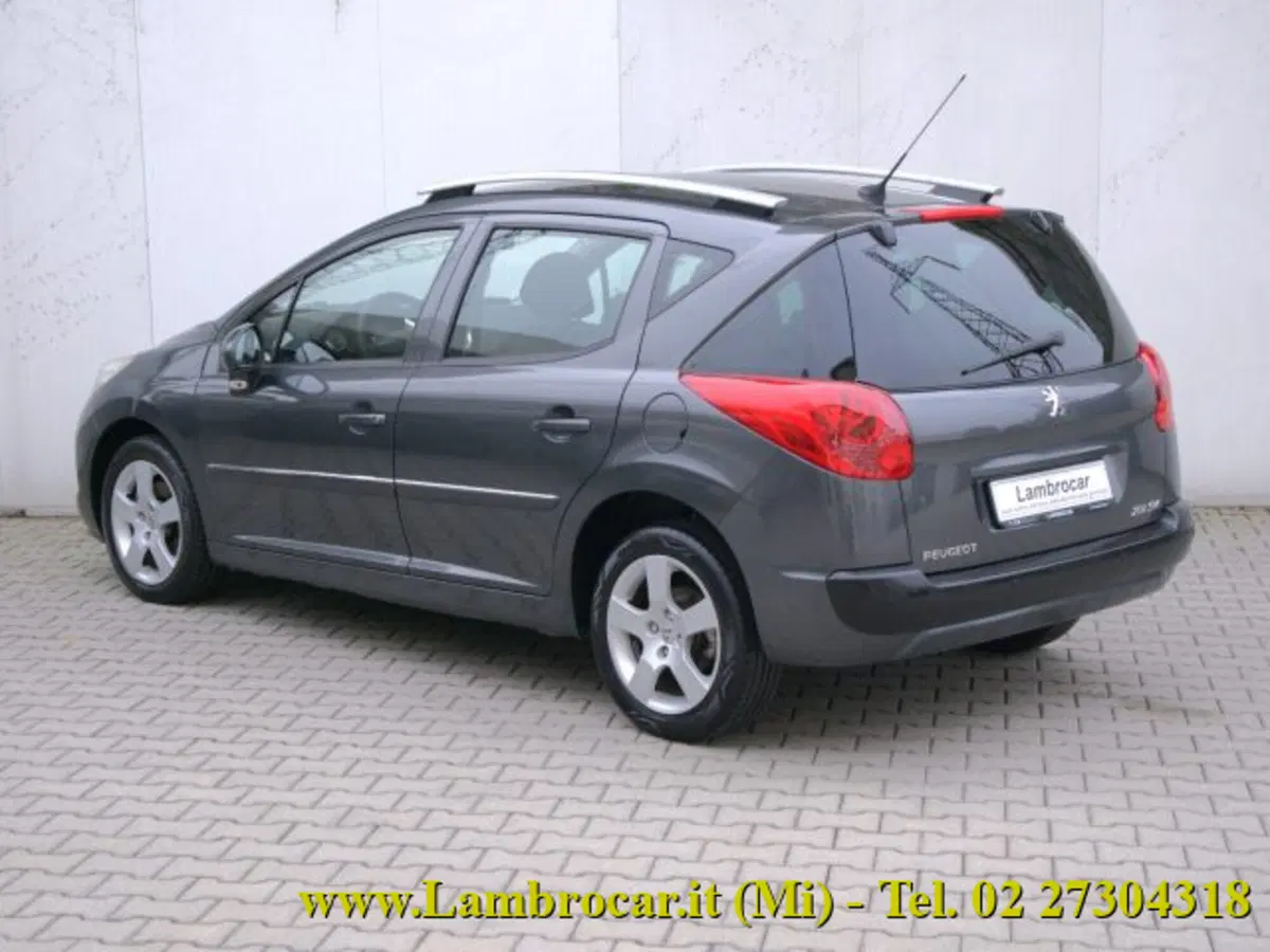 Peugeot 207 SW usata a Milano (12)