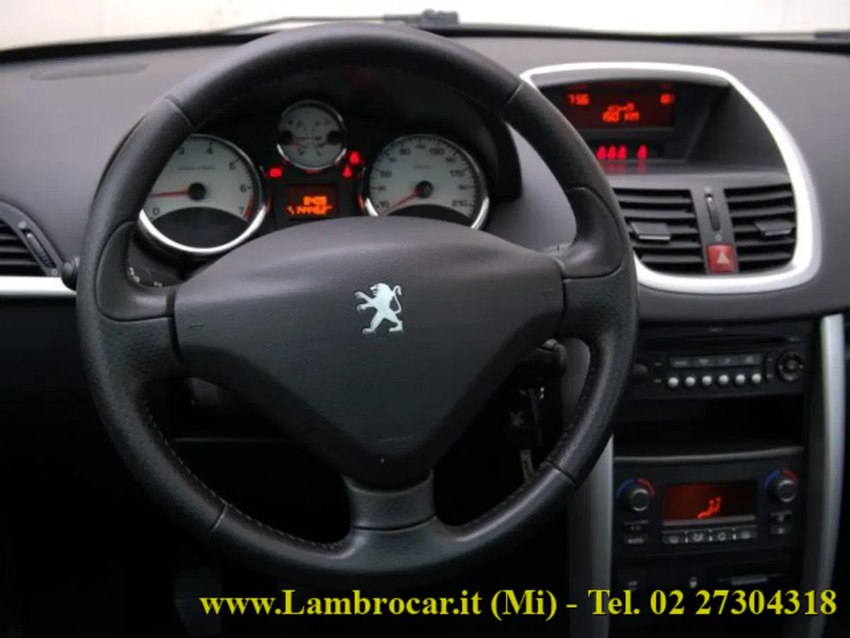 Peugeot 207 SW usata a Milano (5)