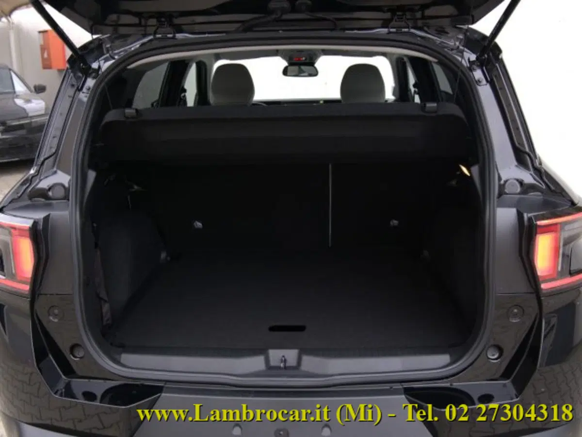 Citroen C3 Aircross nuova a Milano (14)