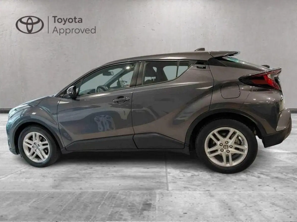 Toyota Toyota C-HR usata a Cagliari (3)