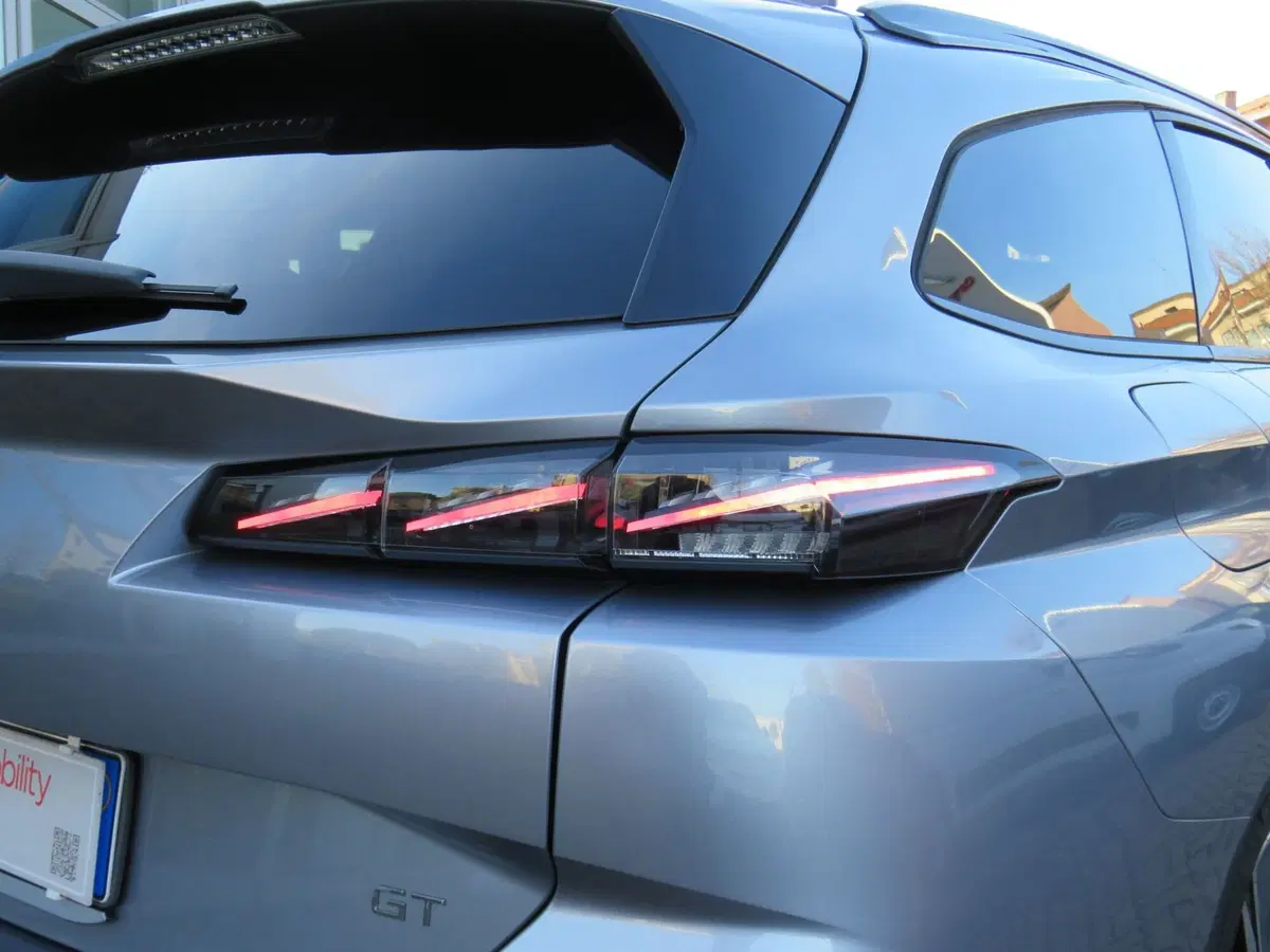 Peugeot 308 SW usata a Monza e Brianza (5)