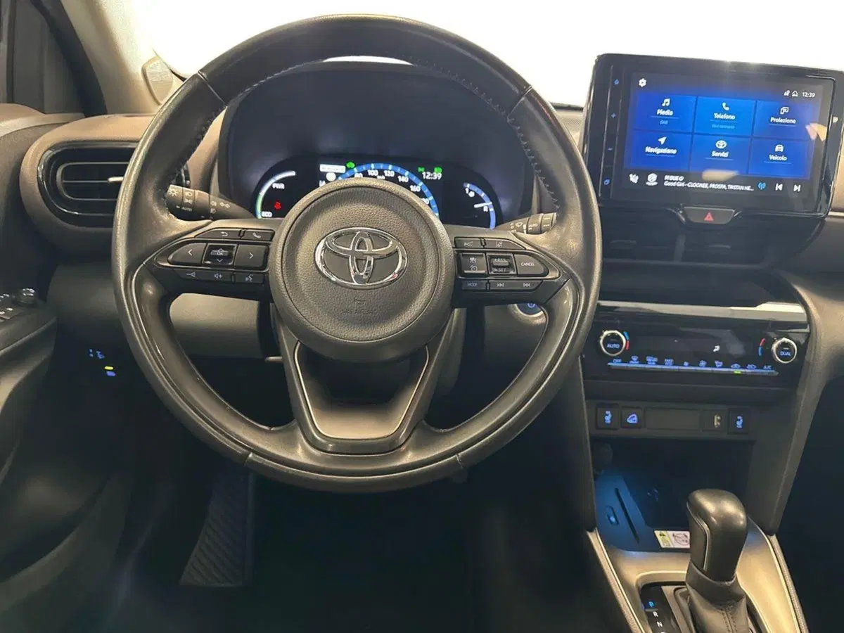 Toyota Yaris Cross usata a Prato (11)