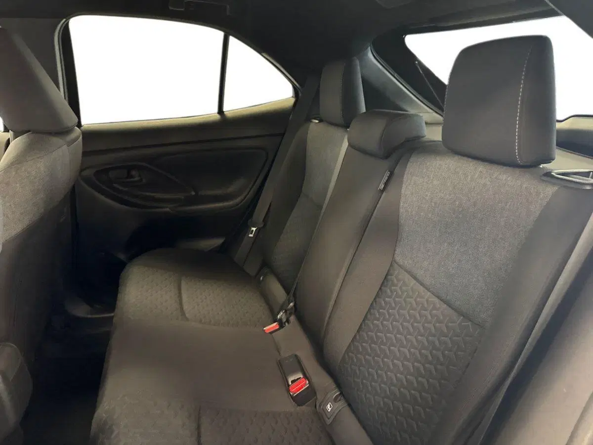 Toyota Yaris Cross usata a Prato (15)