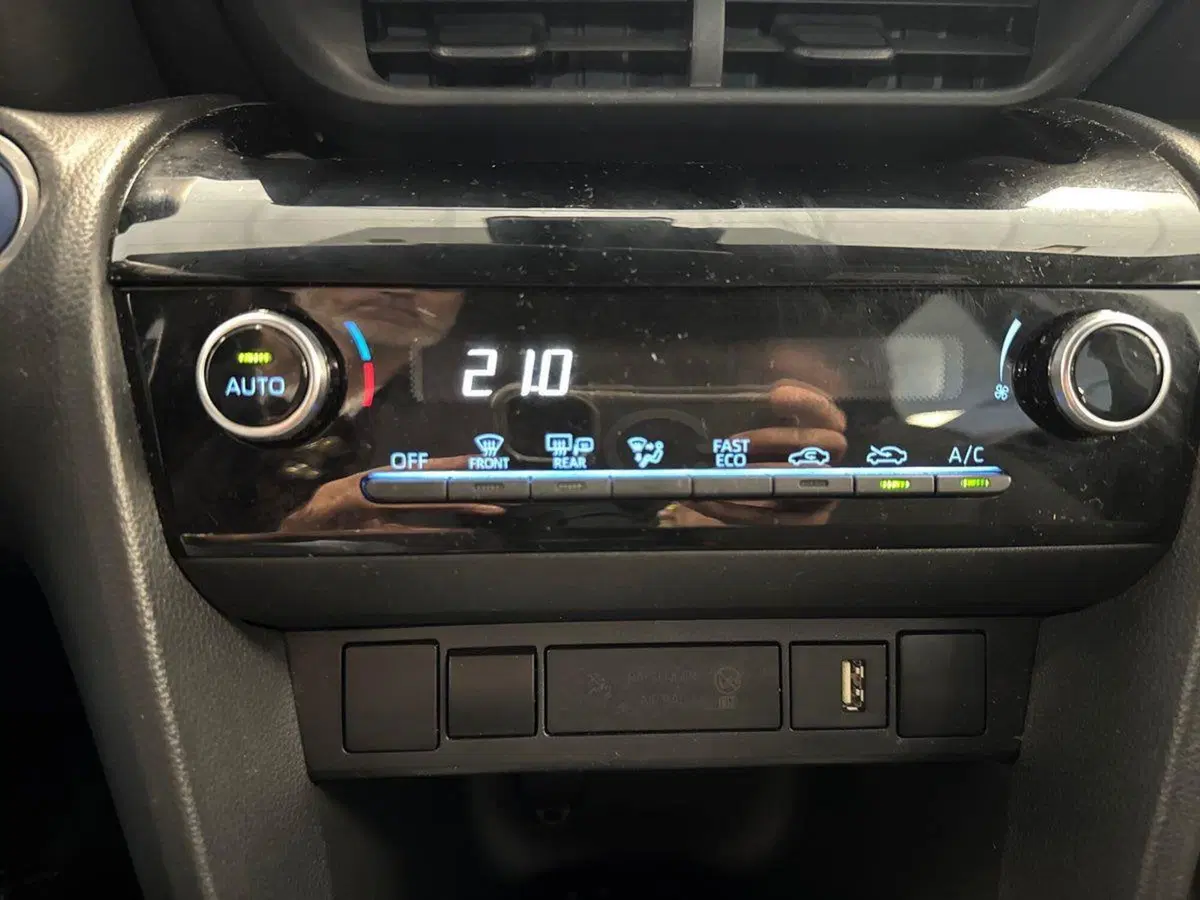 Toyota Yaris Cross usata a Prato (18)