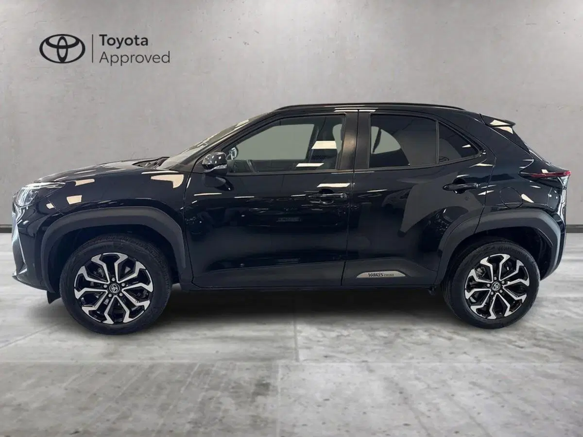 Toyota Yaris Cross usata a Prato (3)