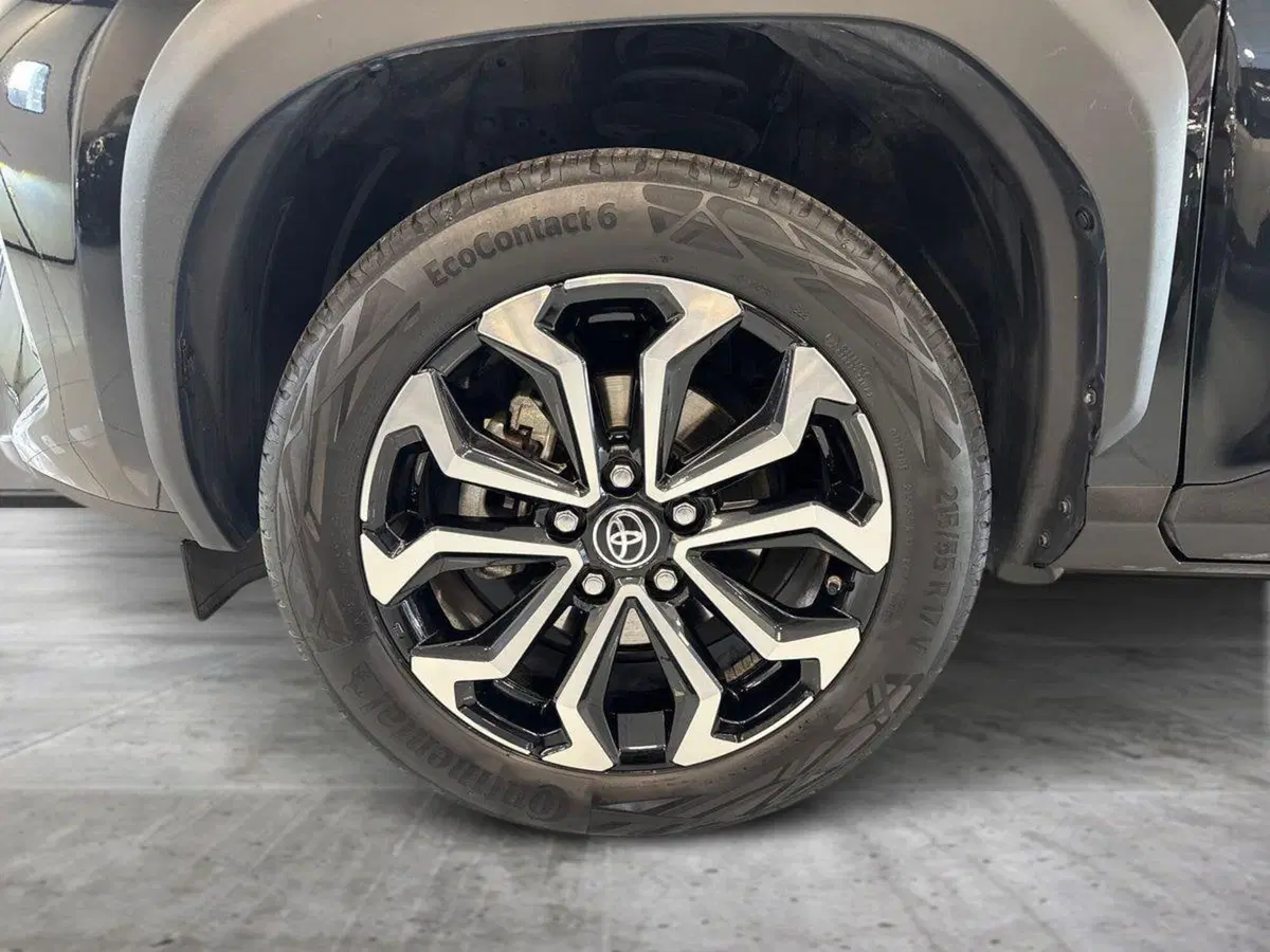 Toyota Yaris Cross usata a Prato (9)