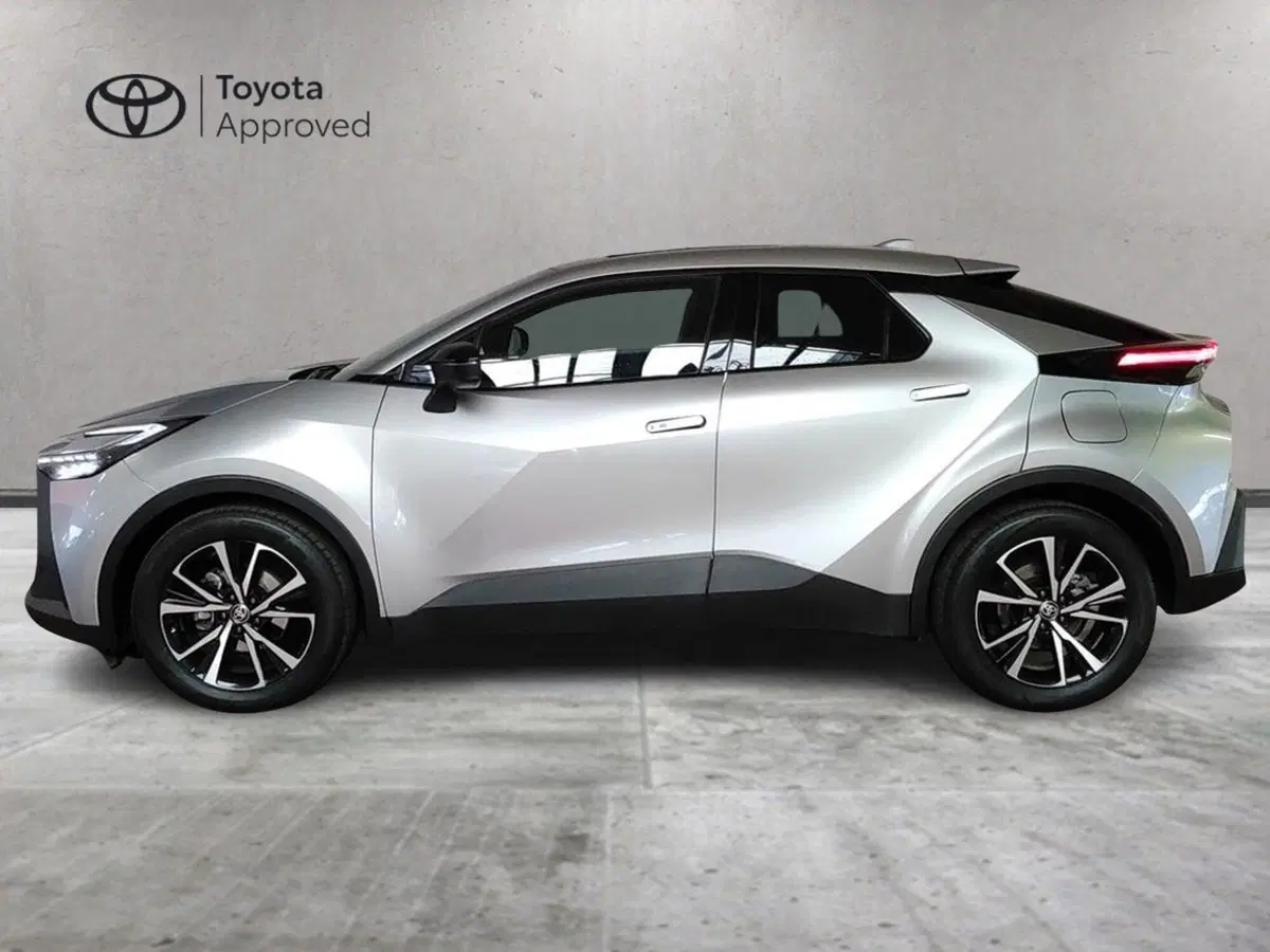 Toyota Toyota C-HR usata a Milano (4)