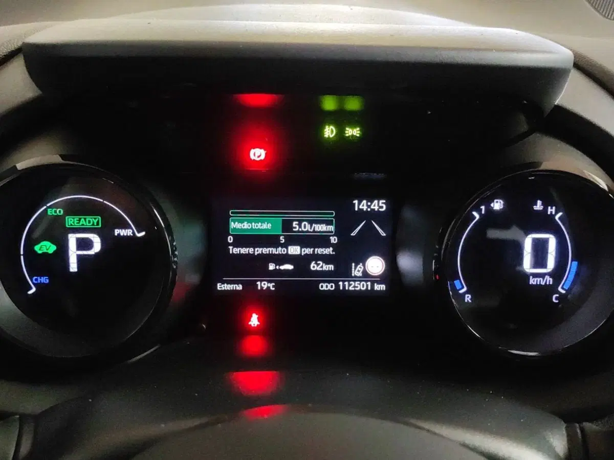 Toyota Yaris usata a Milano (10)