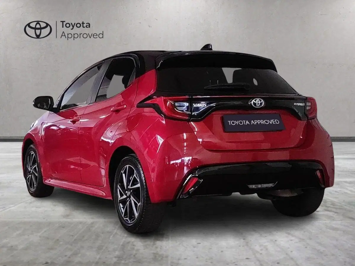 Toyota Yaris usata a Milano (6)