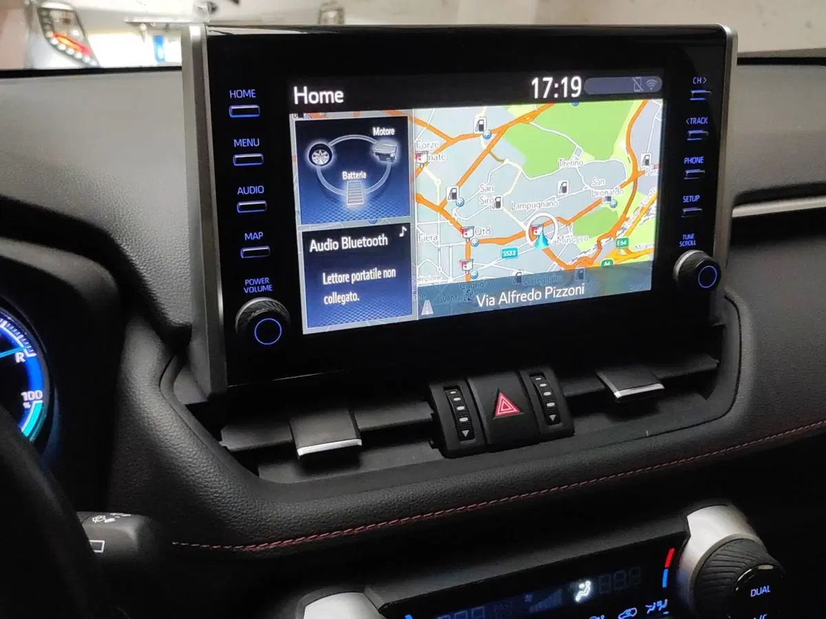 Toyota Rav4 usata a Milano (11)