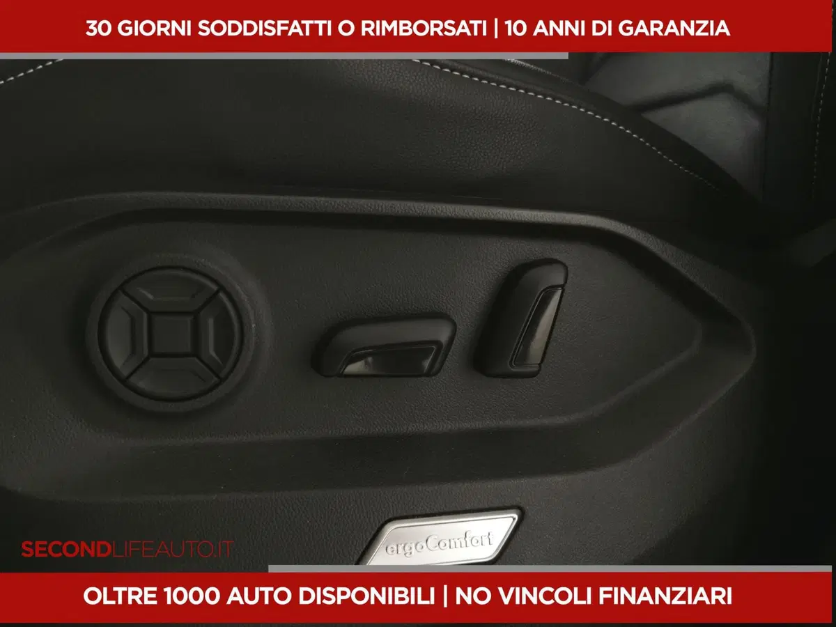 Volkswagen Touareg usata a Chieti (9)