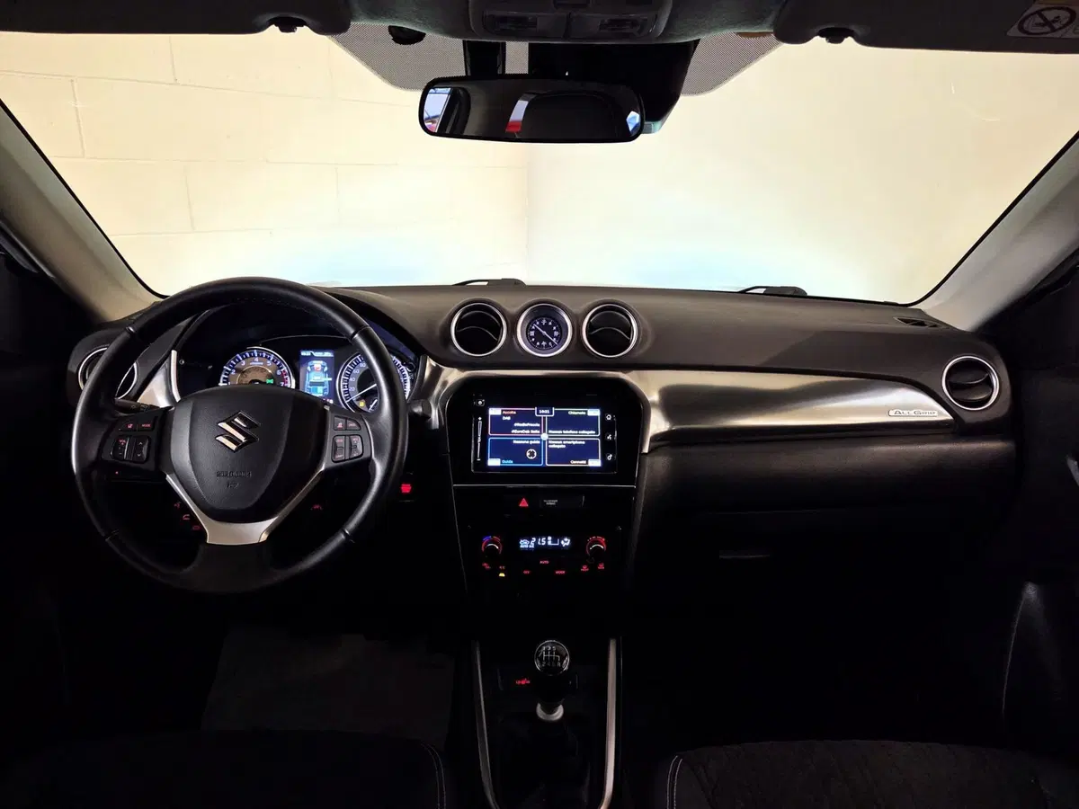 Suzuki Vitara usata a Pavia (8)