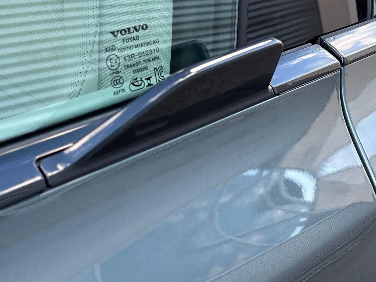 Volvo EX60 nuova a Ferrara (17)