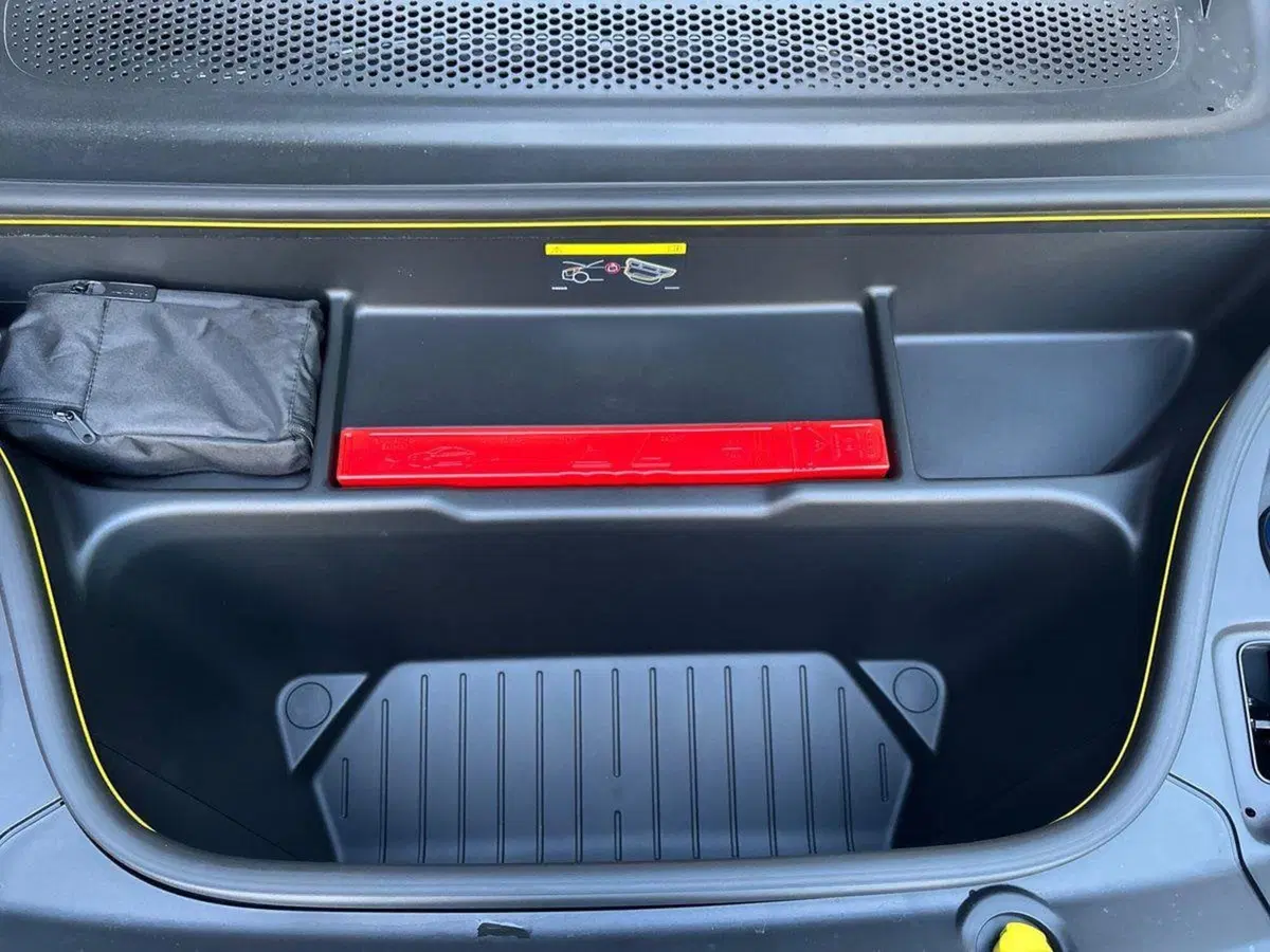 Volvo EX60 nuova a Ferrara (19)