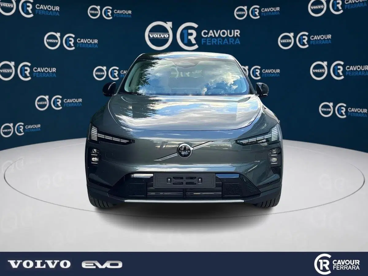 Volvo EX60 nuova a Ferrara (3)