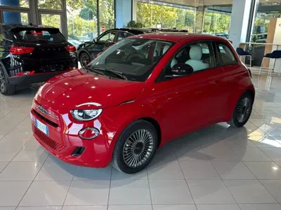 Fiat 500 1.0 hybrid La Prima del 2026 usata a Faenza