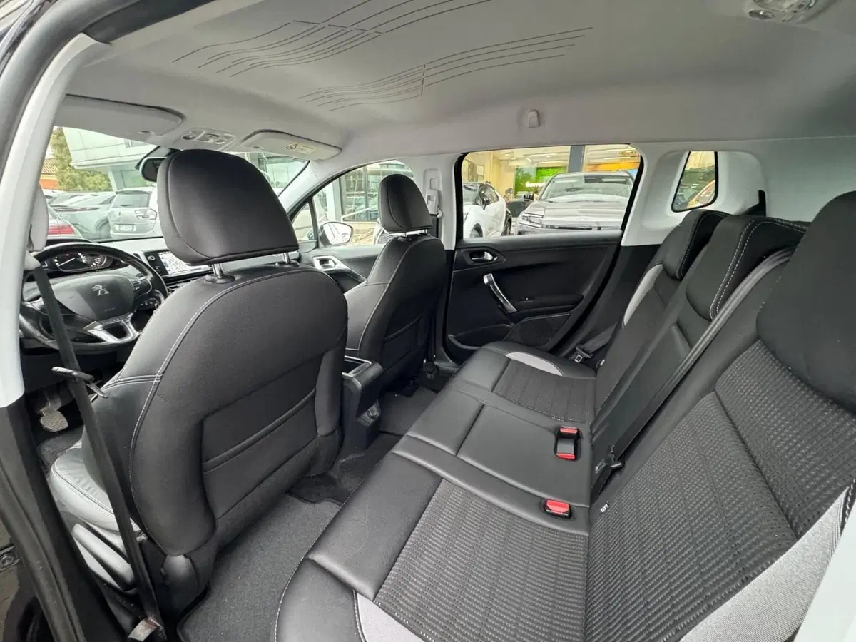 Peugeot 2008 usata a Modena (13)