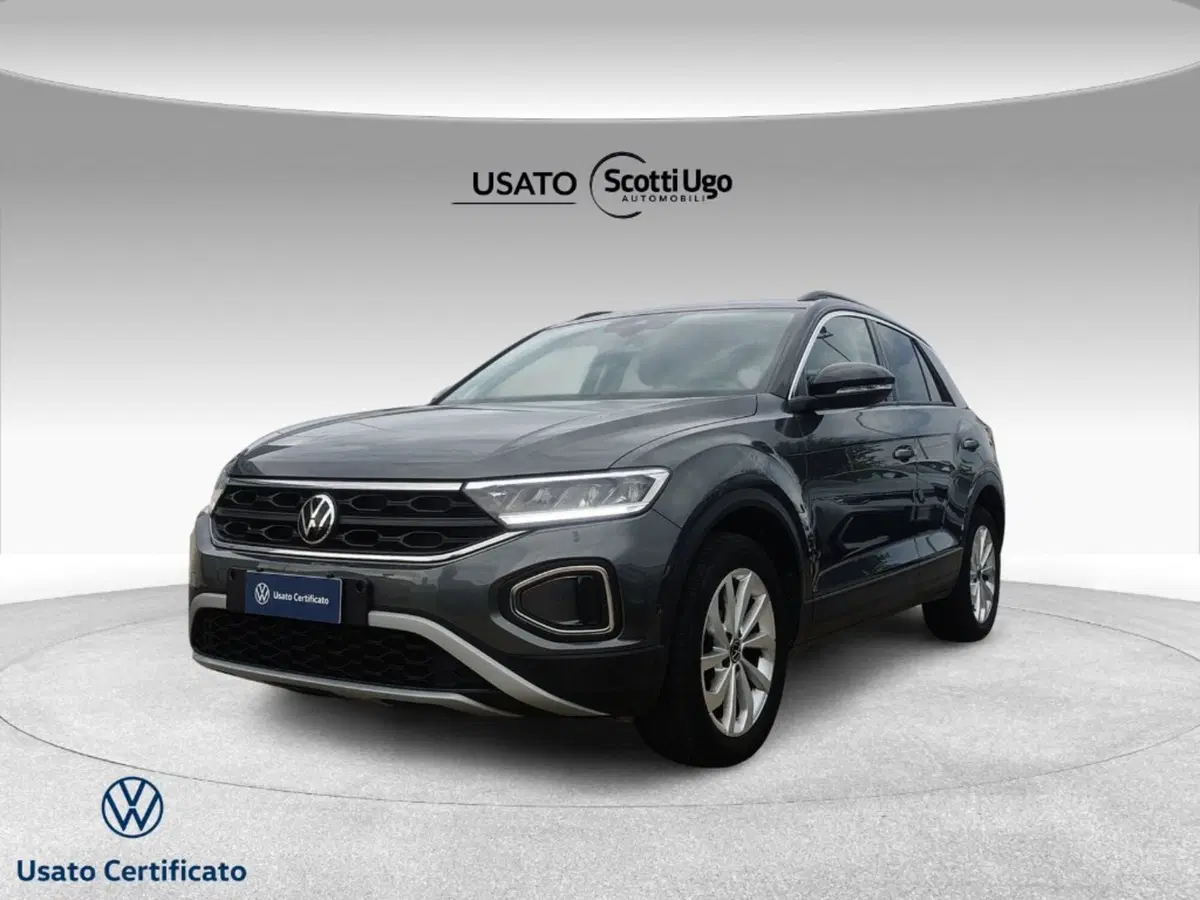 Volkswagen T-Roc usata a Livorno