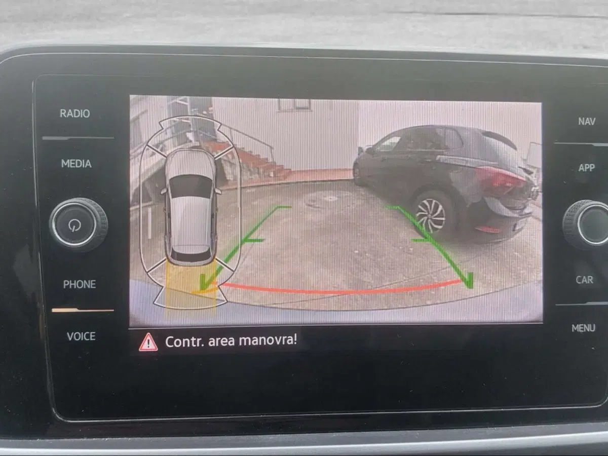 Volkswagen T-Roc usata a Livorno (14)