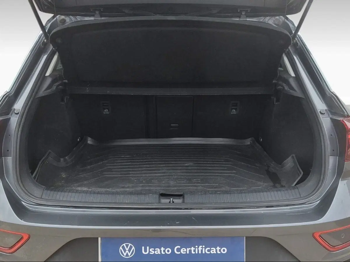 Volkswagen T-Roc usata a Livorno (6)