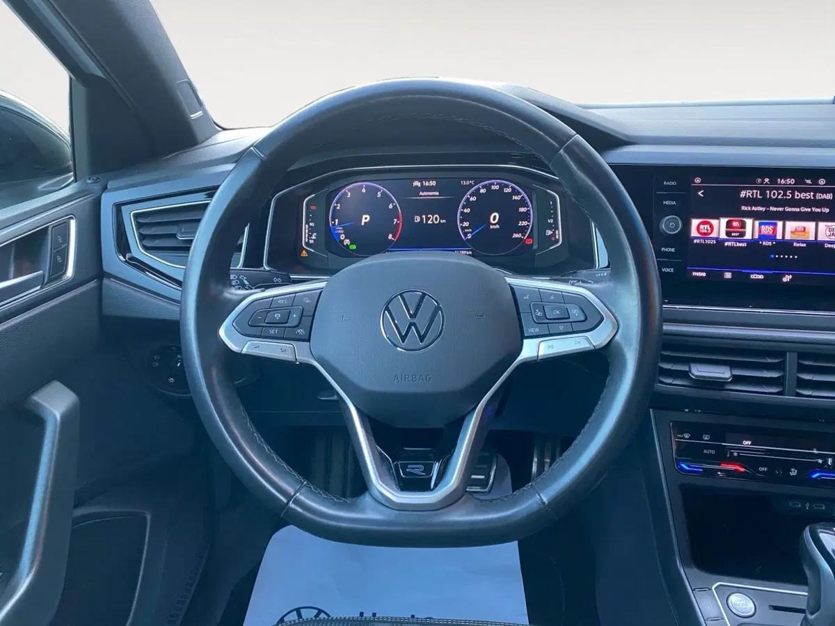 Volkswagen Taigo usata a Bologna (12)
