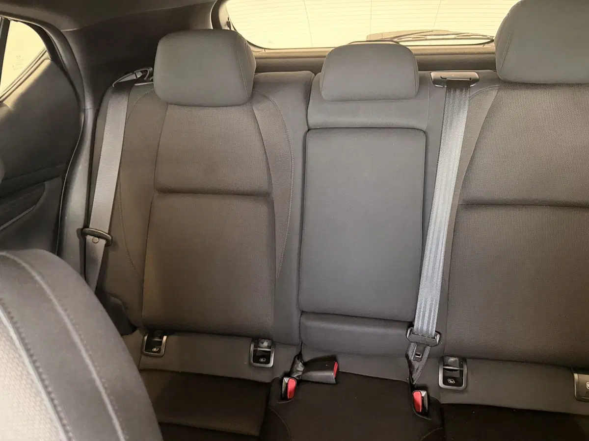 Mazda Mazda3 Hatchback usata a Latina (18)