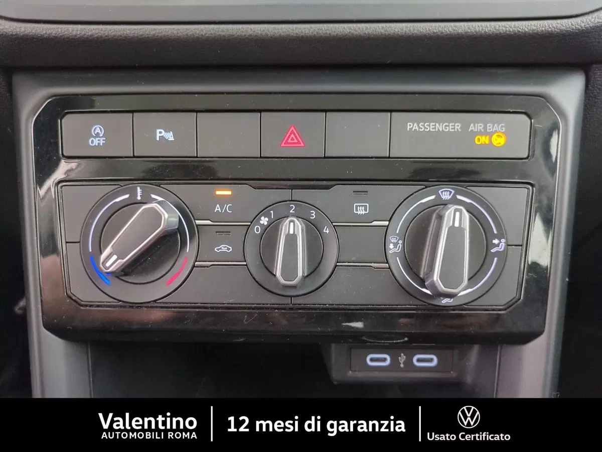 Volkswagen T-Cross usata a Roma (17)