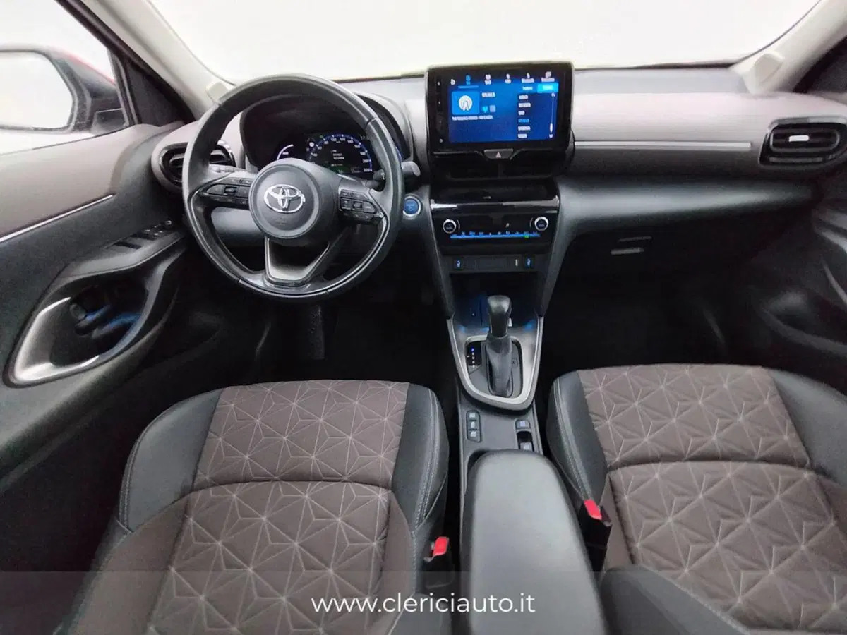 Toyota Yaris Cross usata a Como (4)