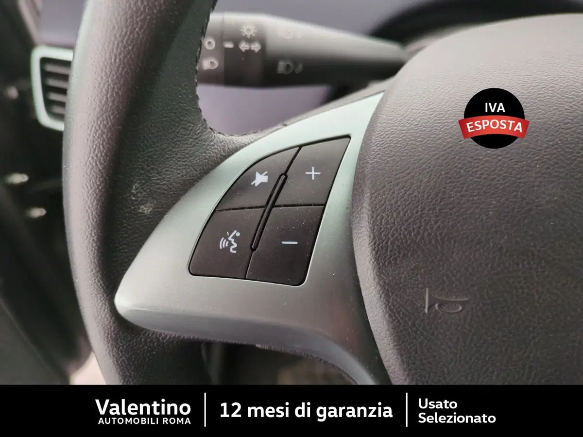 Lancia Ypsilon usata a Roma (14)
