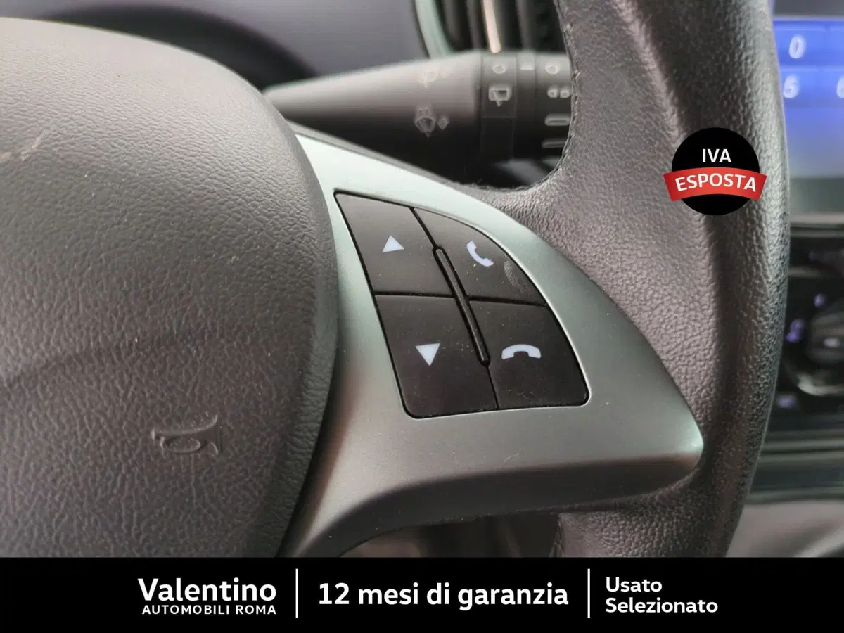 Lancia Ypsilon usata a Roma (15)