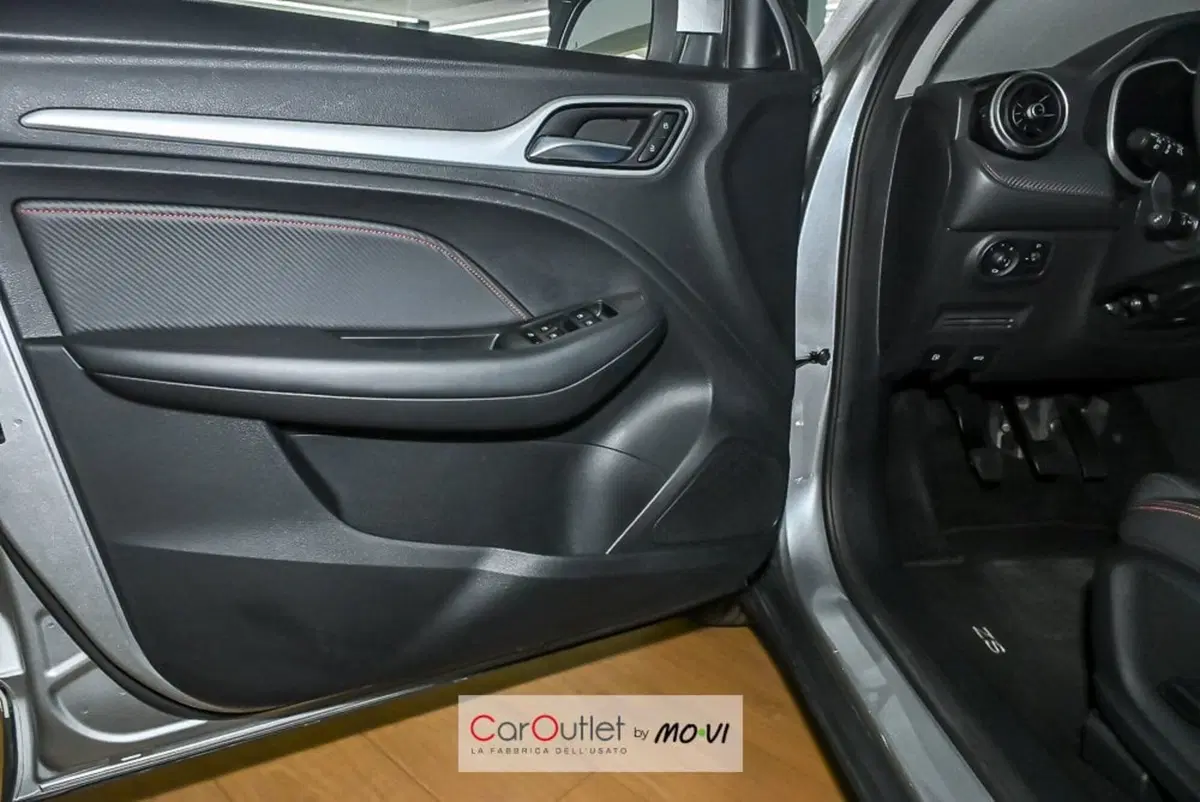 Mg ZS usata a Torino (16)