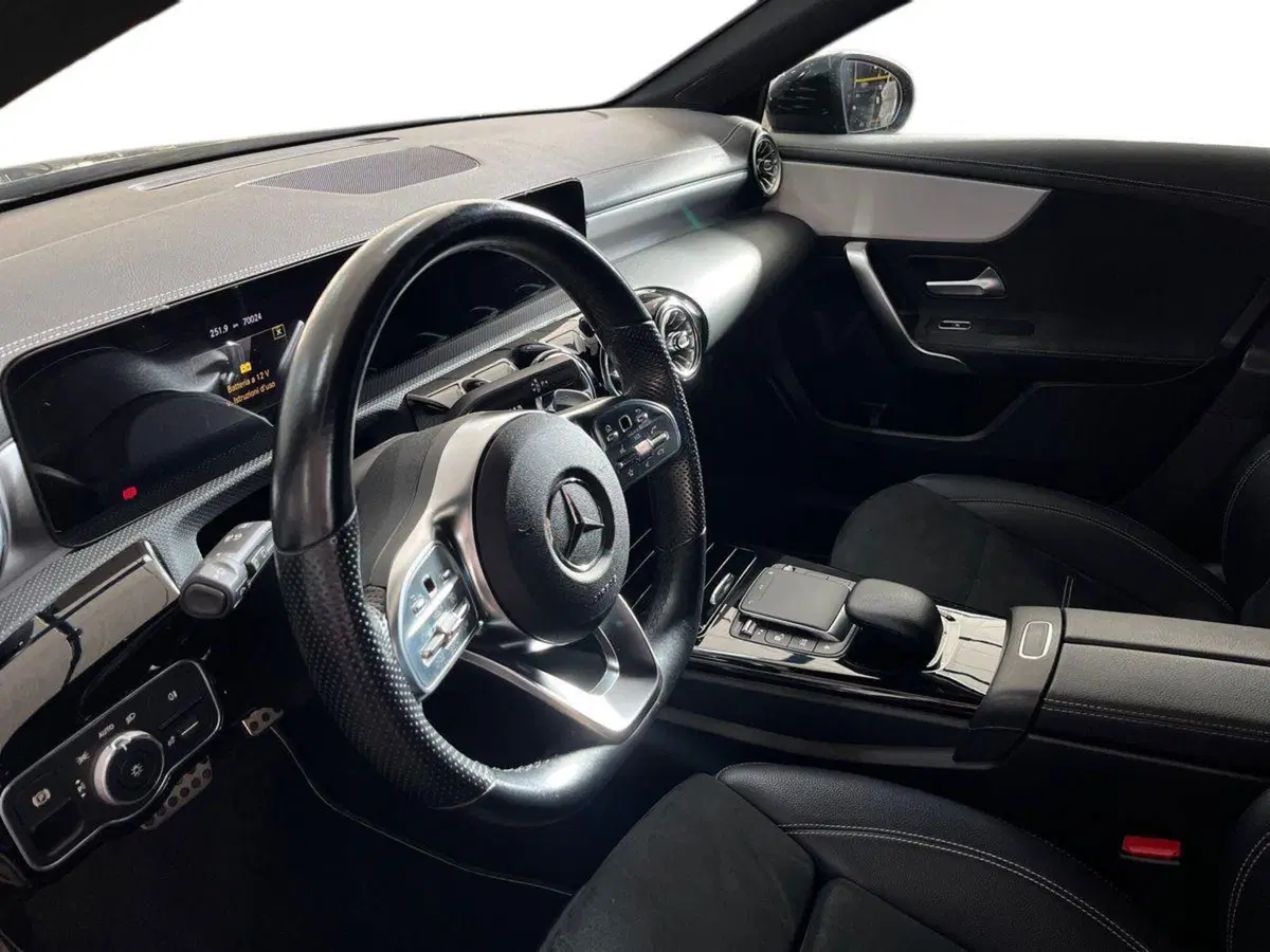 Mercedes-Benz Classe A usata a Bari (7)